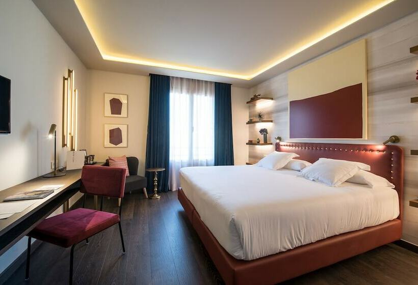 Premium Room, Vincci Mae