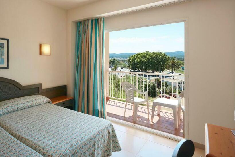 Chambre Standard Vue Piscine, Invisa  Es Pla  Adults Only