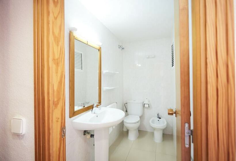 اتاق استاندارد با چشم‌انداز استخر, Invisa Hotel Es Pla   Adults Only