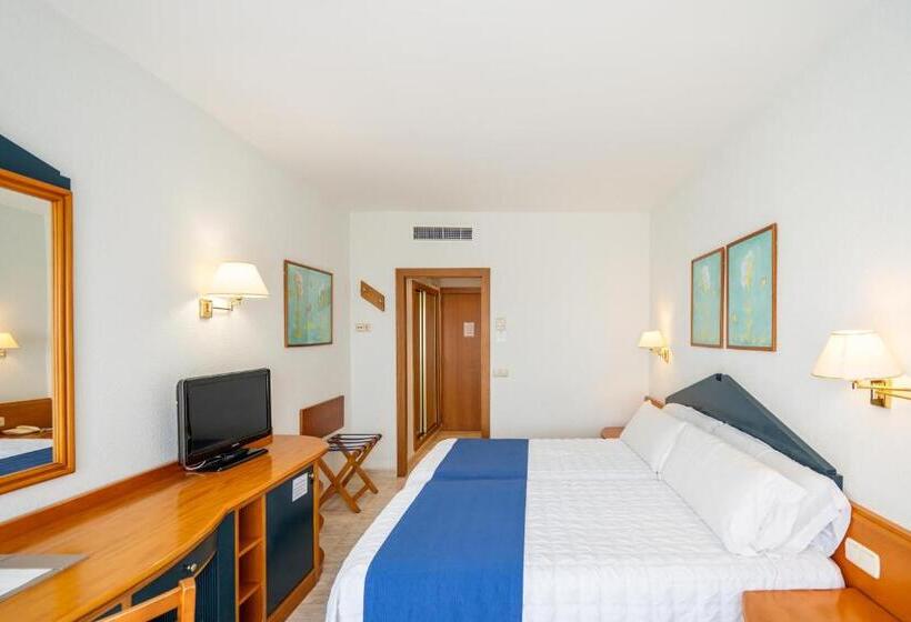 اتاق اساندارد با چشم‌انداز جانبی به دریا, Leman Hotel y Apartamentos