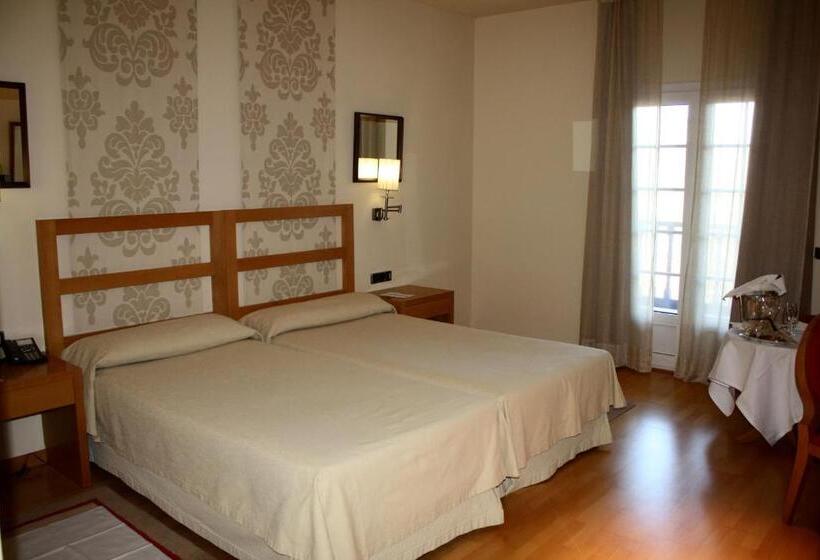 Quarto superior, Parador De Vicsau