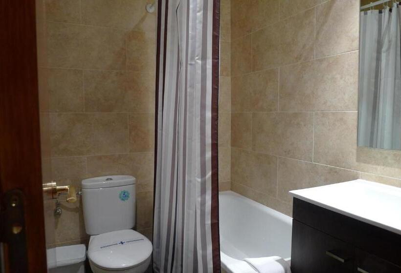 اتاق استاندارد یک نفره, Aero Hotel Cerdanya Ca L Eudald