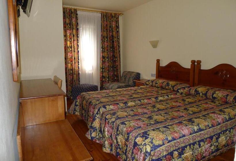 اتاق استاندارد, Aero Hotel Cerdanya Ca L Eudald