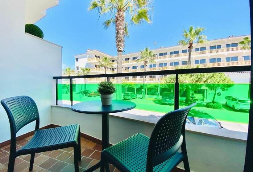 استودیوی استاندارد, Apartamentos Marina Luz