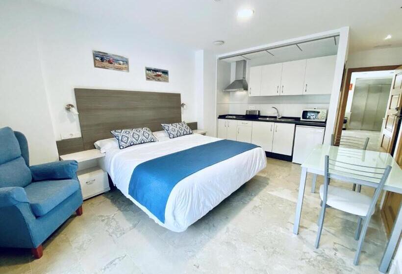 استودیوی استاندارد, Apartamentos Marina Luz