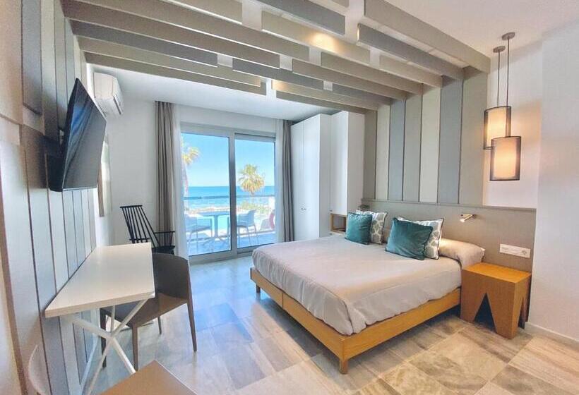 استودیوی استاندارد با چشم‌انداز دریا, Apartamentos Marina Luz