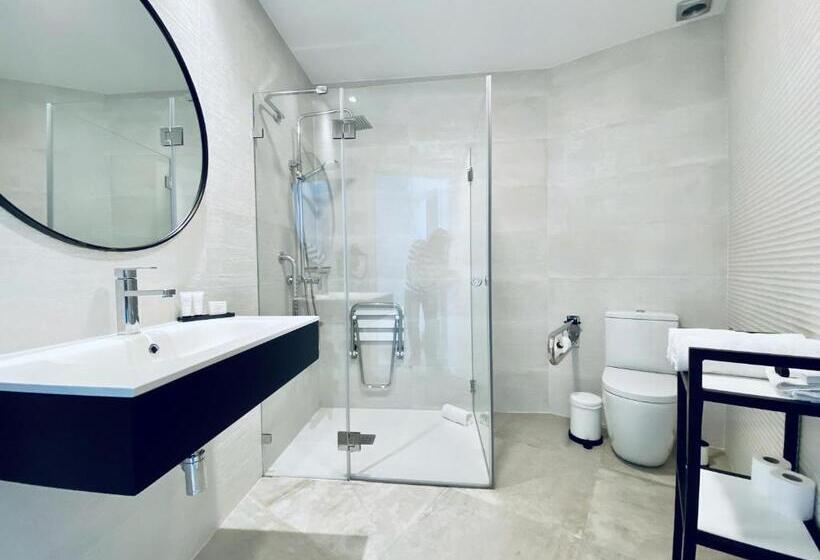 استودیوی استاندارد با چشم‌انداز دریا, Apartamentos Marina Luz