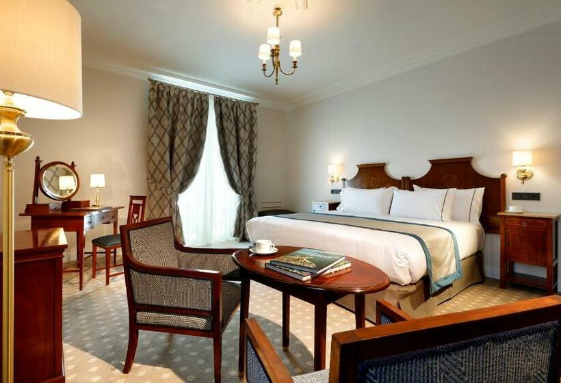 اتاق سوپریور با چشم‌انداز دریا, Eurostars Hotel Real