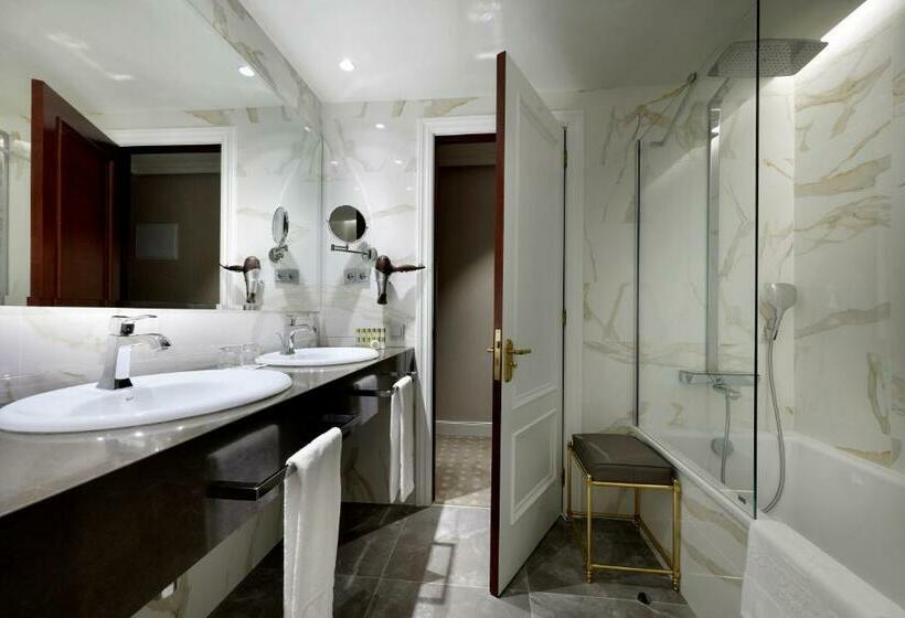 اتاق لوکس, Eurostars Hotel Real