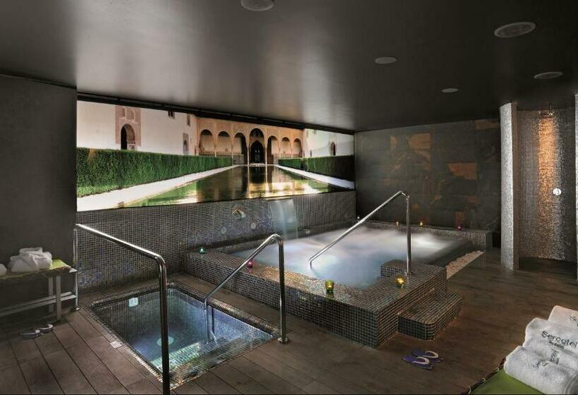 اتاق لوکس با تخت بزرگ, Gran Hotel Luna de Granada