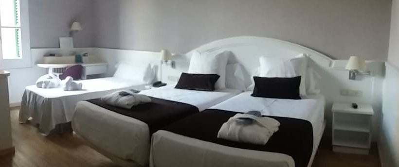 اتاق استاندارد سه نفره, 1881 Hotel Balneario Vichy Catalan