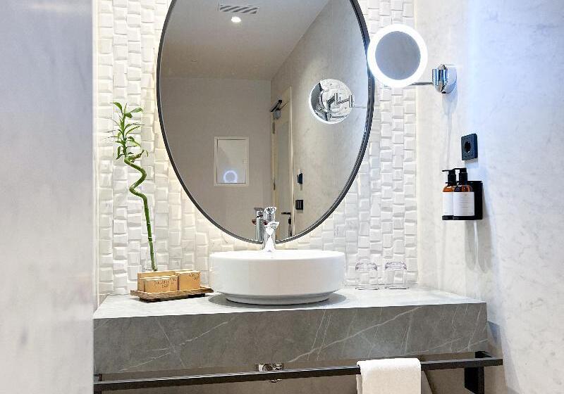 اتاق سوپریور, Barcelo Carmen Granada