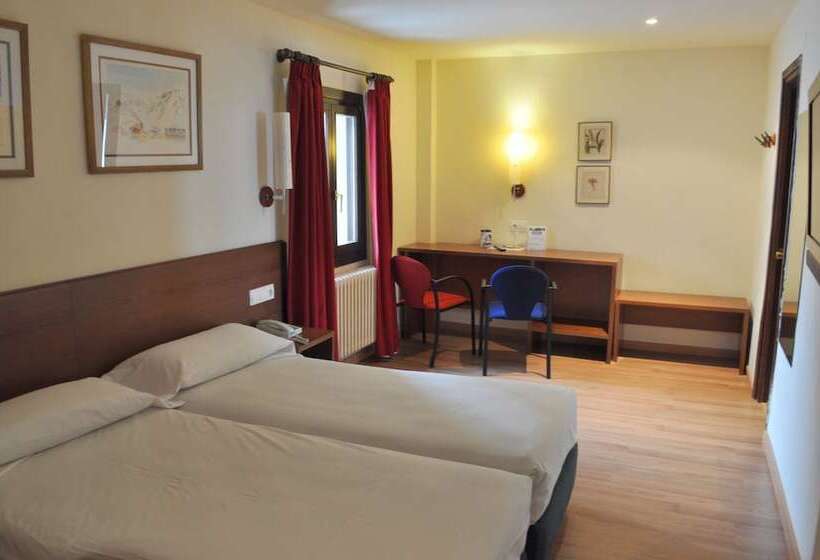 اتاق استاندارد, Snö Hotel Candanchú