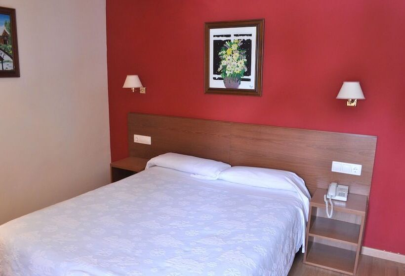 Standard Single Room, Candanchú