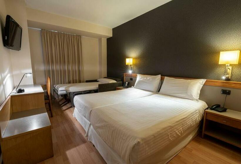 Standard Triple Room, Civis Jaime I