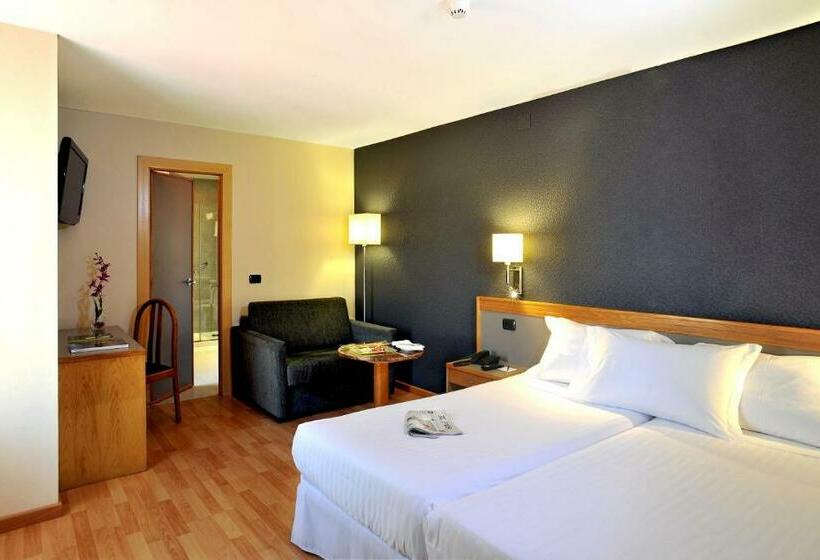 Standard Triple Room, Civis Jaime I