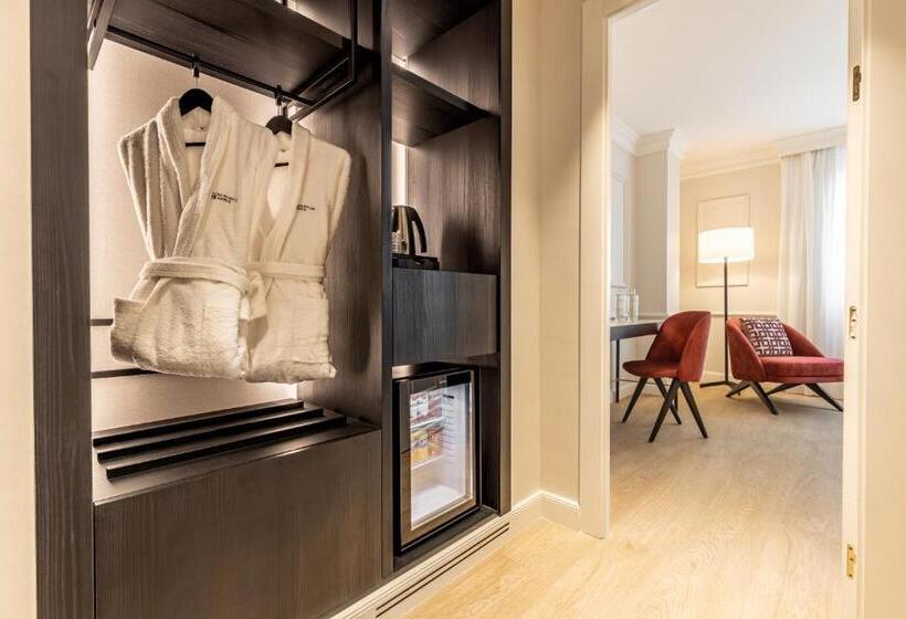 سوییت جونیور, Eurostars San Antón