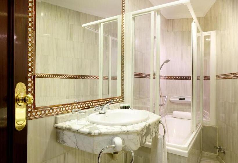 اتاق استاندارد یک نفره, Exe Triunfo Granada