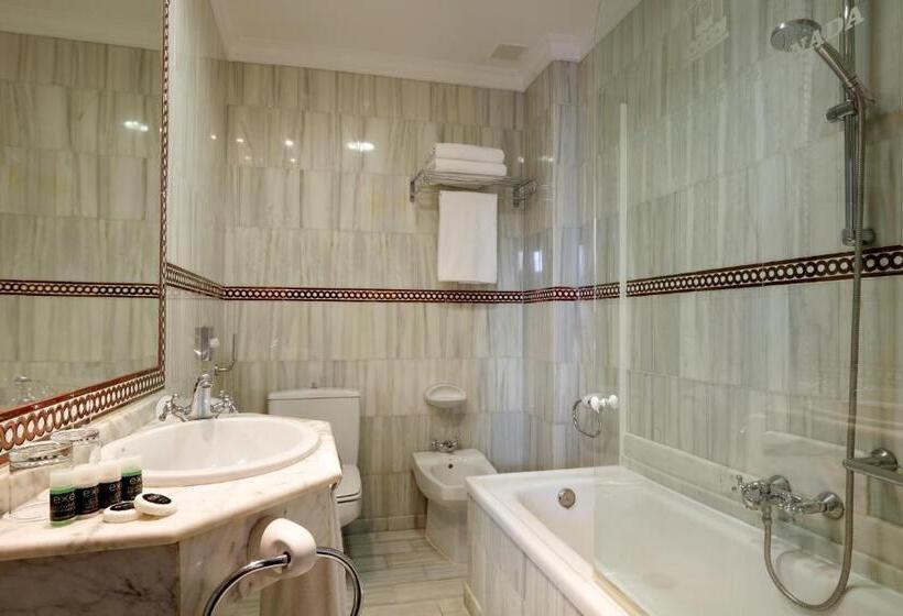 اتاق استاندارد, Exe Triunfo Granada