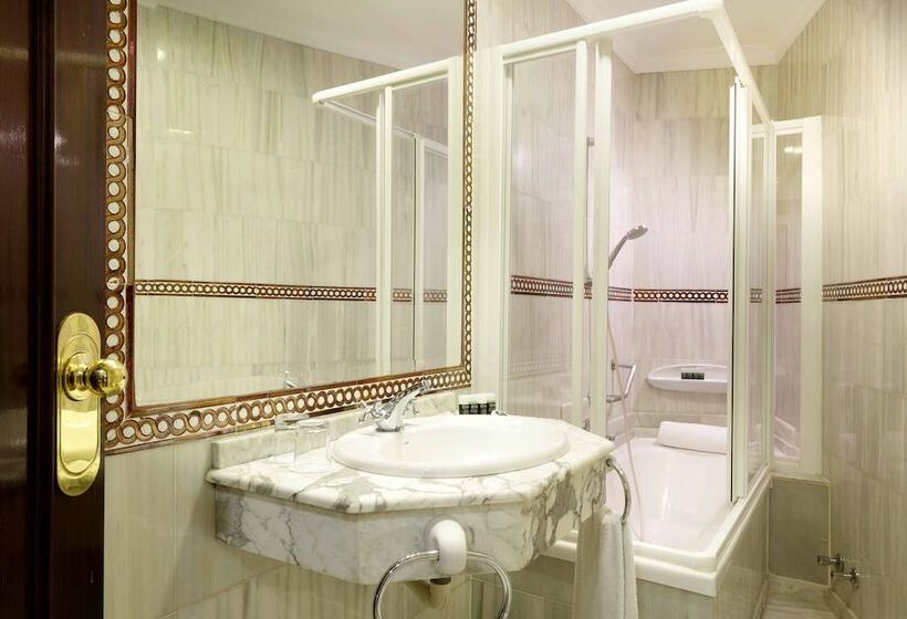 اتاق استاندارد, Exe Triunfo Granada