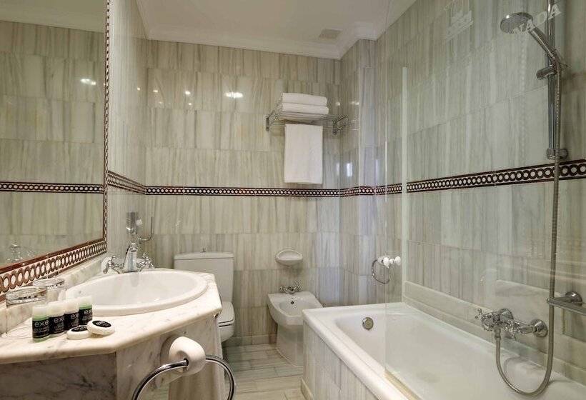 اتاق استاندارد, Exe Triunfo Granada