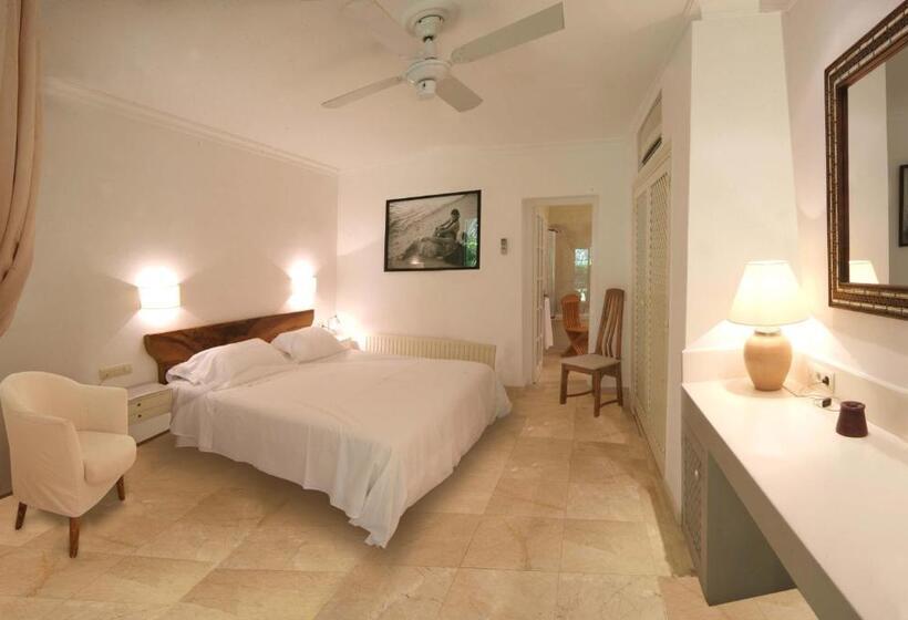 اتاق استاندارد با چشم‌انداز باغ, Hurricane Beach