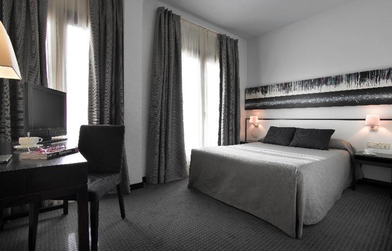 Chambre Standard, Macia Plaza