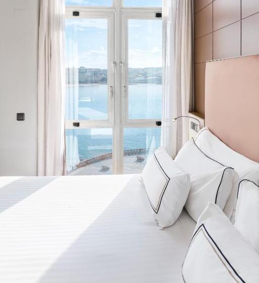 Chambre Premium Vue Mer, Melia Maria Pita