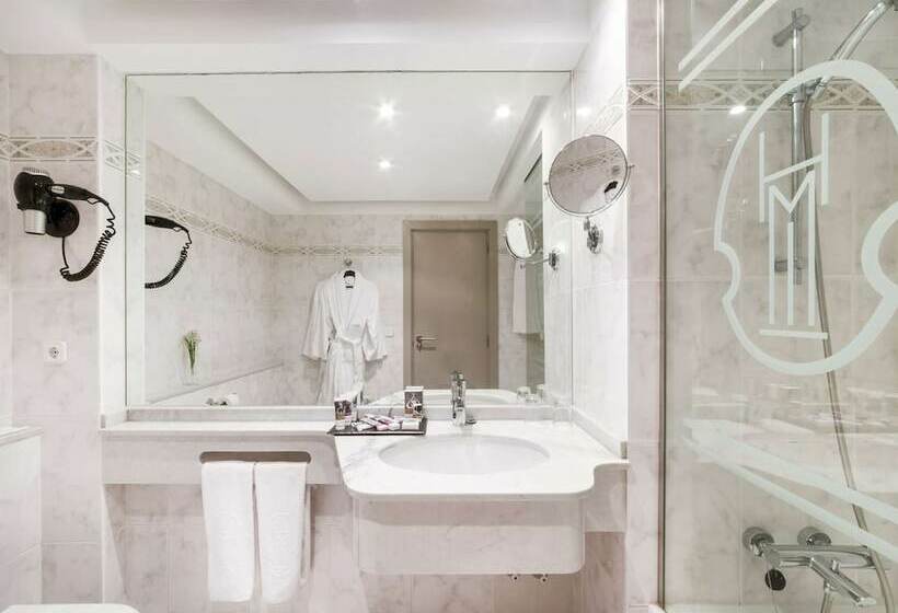 חדר סטנדרט נוף להרים, Mercure Monte Igueldo