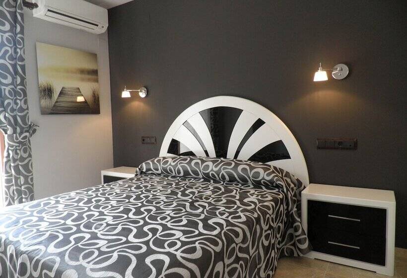 Standard Single Room, Meson L´ainsa