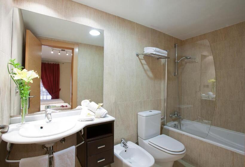 Standard Triple Room, Presidente