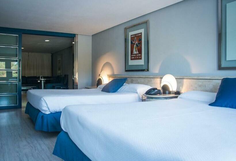 Quarto Familiar, Suites Puerto Sherry