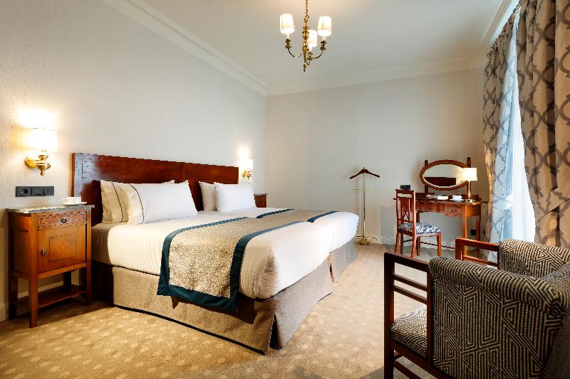 اتاق سوپریور با چشم‌انداز دریا, Eurostars Hotel Real