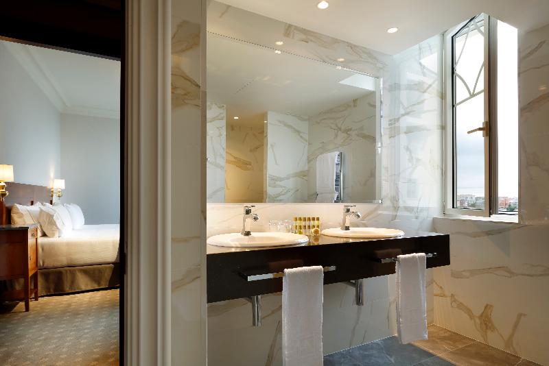 اتاق لوکس, Eurostars Hotel Real