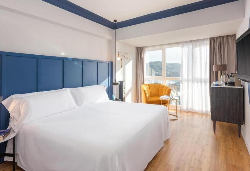 غرفة بريميوم مطلّة علي البحر, San Sebastián Orly, Affiliated By Meliá