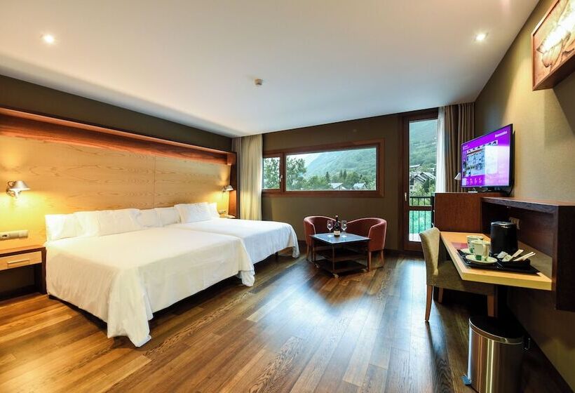 اتاق سوپریور, Sommos Hotel Aneto