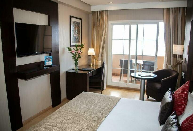 Premium Single Room, Ulises