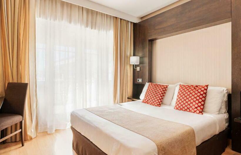 Premium Room, Ulises