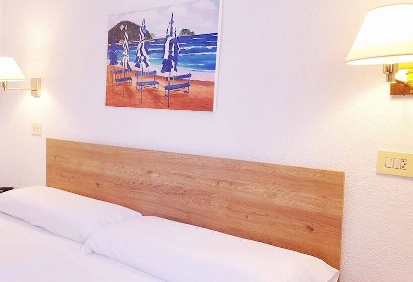 Standard Room, Zarauz