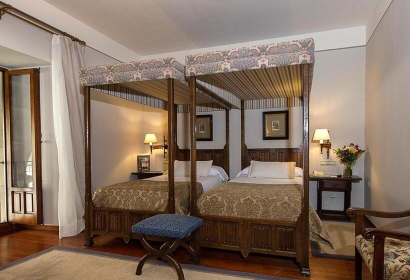 سوییت جونیور, Parador De Santiago   Hostal Reis Catolicos