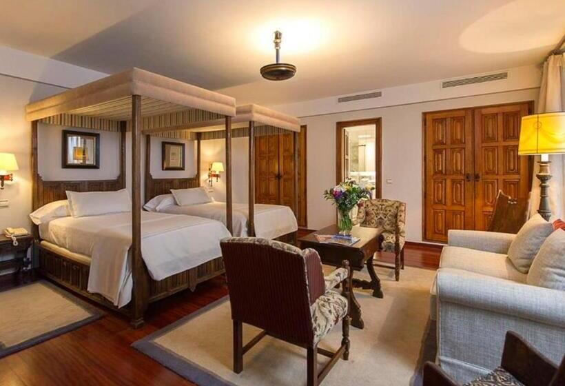 Junior Suite, Parador De Santiago De Compostela