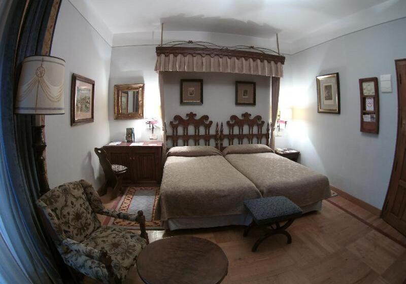 Quarto standard, Parador De Santiago De Compostela