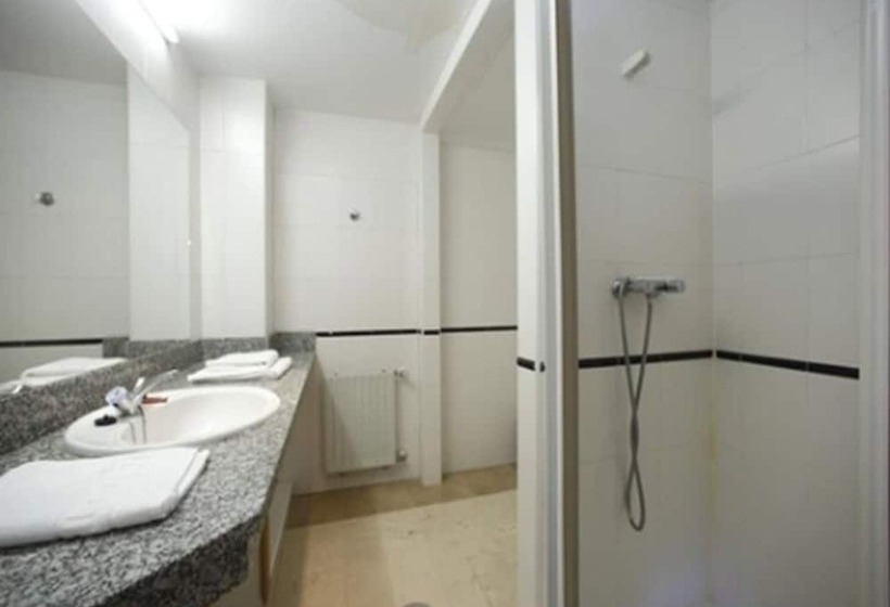 Quarto standart individual, Rialta