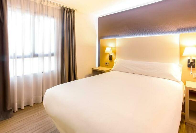 اتاق استاندارد یک نفره, B&b Hotel Cartagena Cartagonova