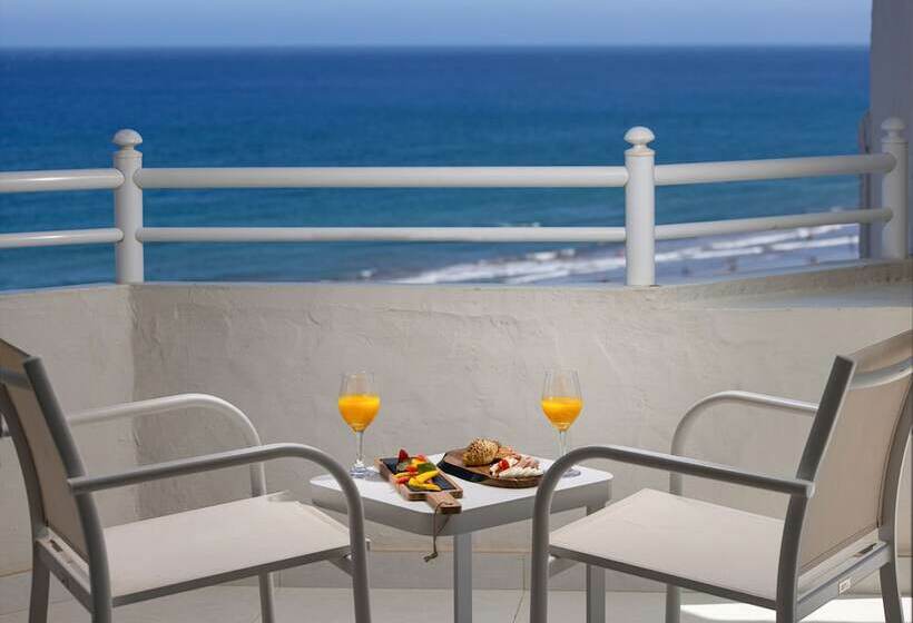 Номер Премиум, Corallium Dunamar by Lopesan Hotels - Adults Only