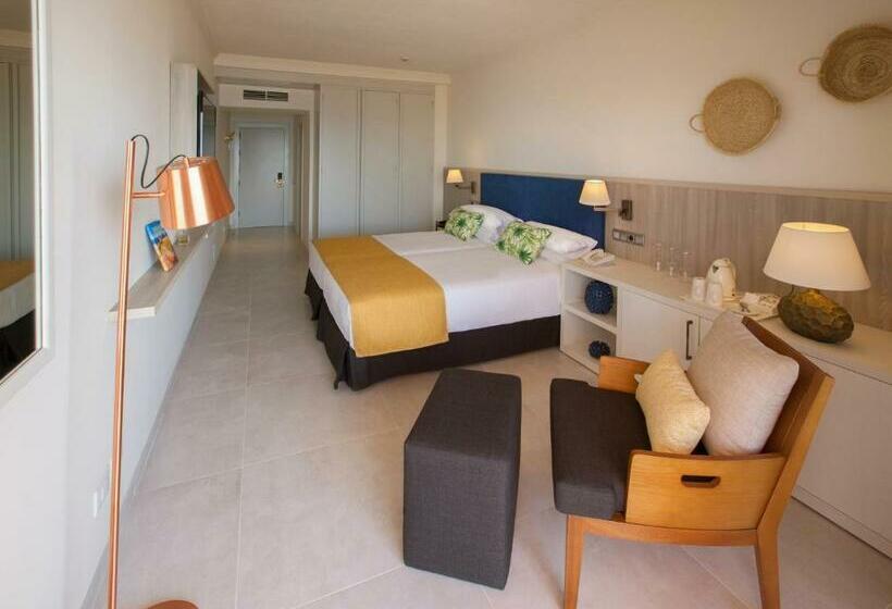 Номер Deluxe, Corallium Dunamar by Lopesan Hotels - Adults Only