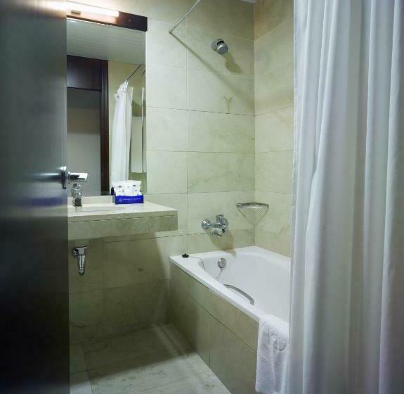 اتاق بزرگ با دسترسی به اسپا, Balneario De Archena   Hotel León