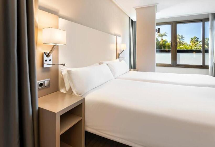 اتاق استاندارد, B&b Hotel Cartagena Cartagonova