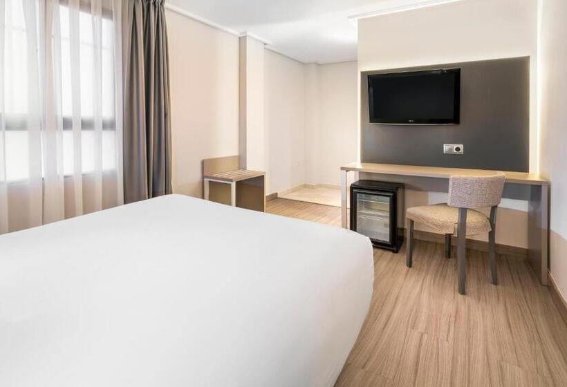 اتاق استاندارد یک نفره, B&b Hotel Cartagena Cartagonova