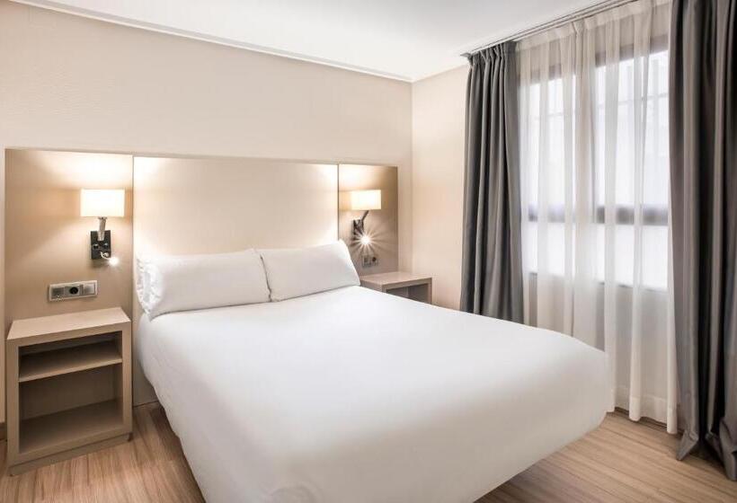 اتاق استاندارد یک نفره, B&b Hotel Cartagena Cartagonova